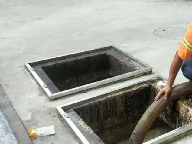 剑川化粪池清理
